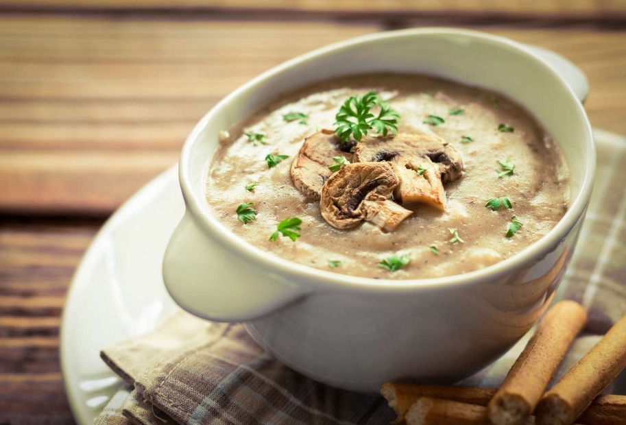 留学生小王的手作荷兰蘑菇浓汤